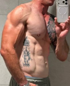 julien-resultats-coaching-en-ligne-apres-40-ans-musculation-david-costa
